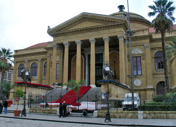 https://www.driverinsicily.com/public/img/fotoalbum/PALERMO Teatro Massimo.jpg